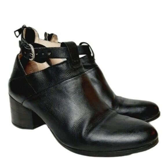 MJUS Shoes - MJUS Chunky Heel Shoes Shooties w/ Ankle Strap Sz 8 US/ Eur 39